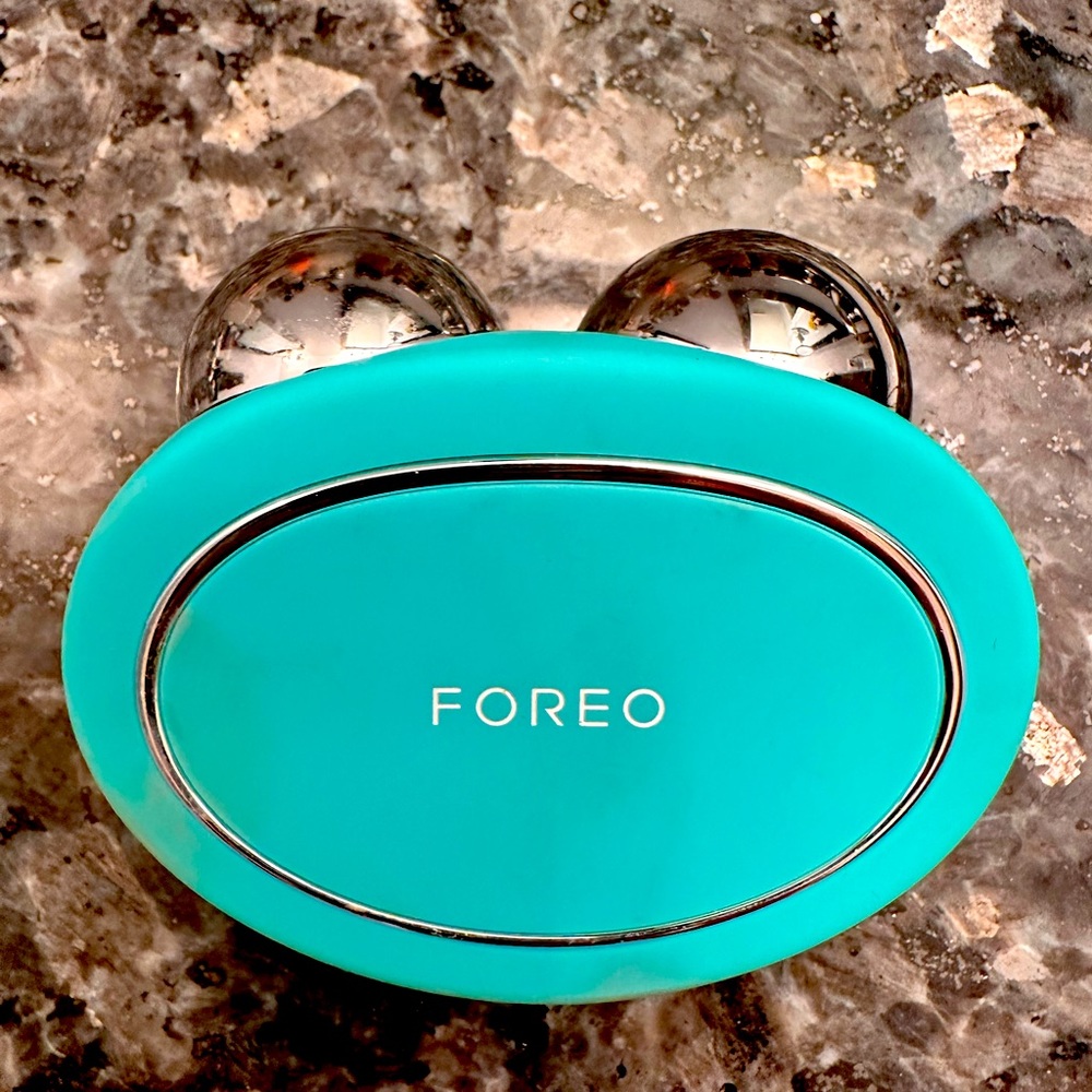 FOREO BEAR.  Micro current facial device
